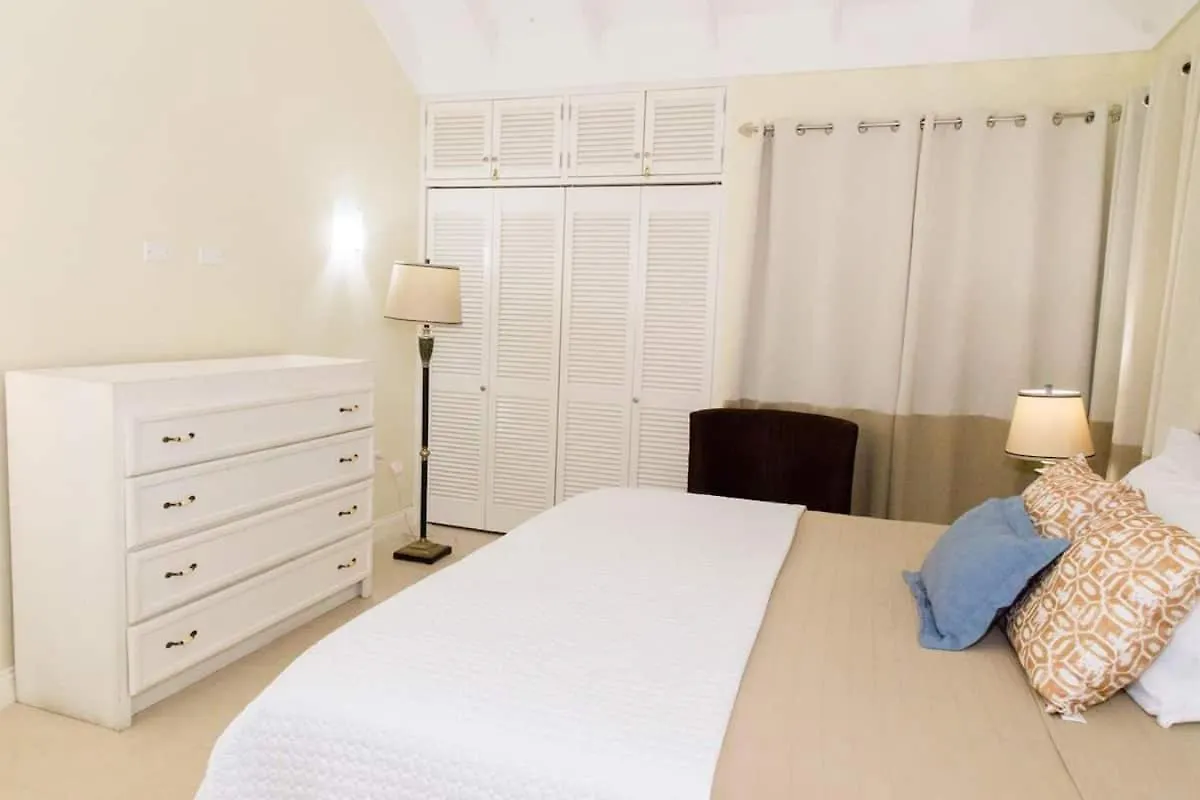 펜션 Priory Coolshade Lll - Richmond Estate - Fully Ac - 15Mins Ocho Rios 빌라 자메이카
